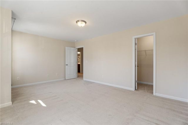 3851 Crestwell Cove Court, Winston-salem, NC 27103