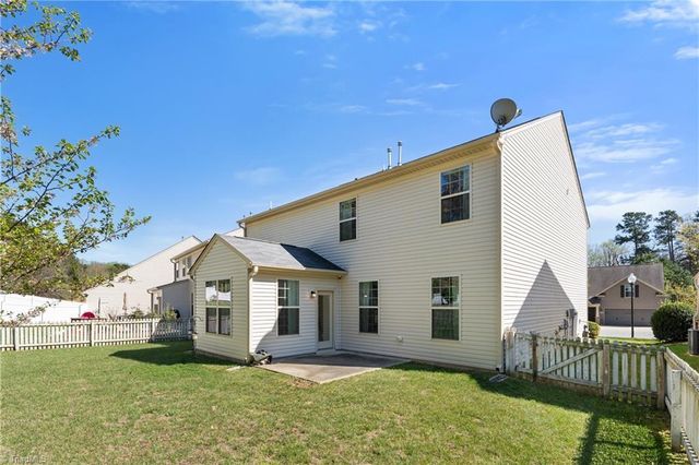 3851 Crestwell Cove Court, Winston-salem, NC 27103