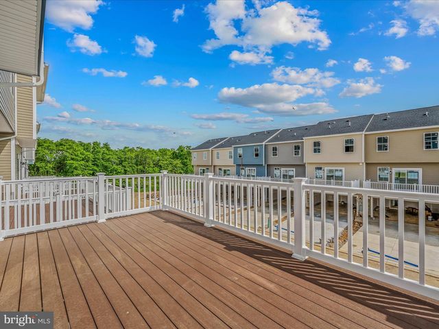 1230 CEDAR VALLEY RD, Ranson, WV 25438