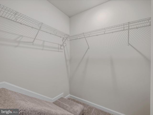 1230 CEDAR VALLEY RD, Ranson, WV 25438