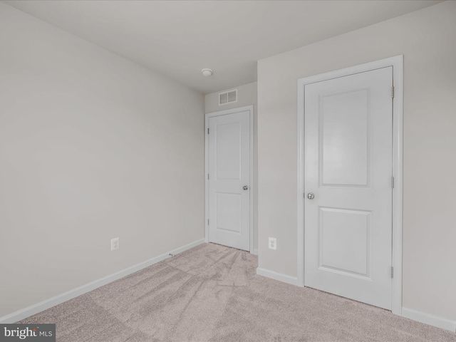 1230 CEDAR VALLEY RD, Ranson, WV 25438