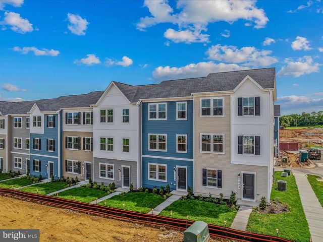 1230 CEDAR VALLEY RD, Ranson, WV 25438