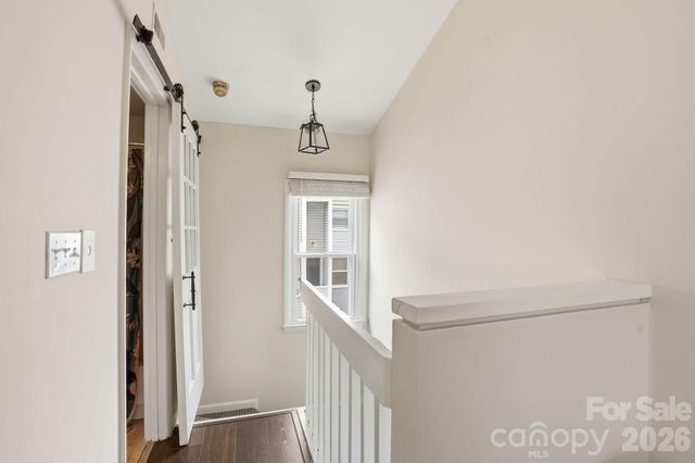 721 N Poplar Street 1, Charlotte, NC 28202