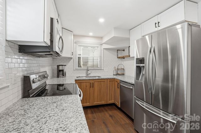 721 N Poplar Street 1, Charlotte, NC 28202