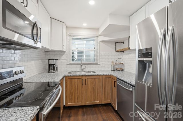 721 N Poplar Street 1, Charlotte, NC 28202