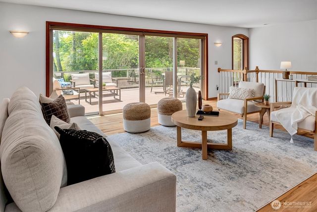 2139 SW 170th Street, Normandy Park, WA 98166