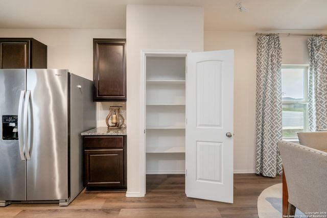 2173 Hiddenbrooke Pass, Seguin, TX 78155