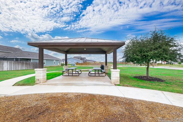 2173 Hiddenbrooke Pass, Seguin, TX 78155