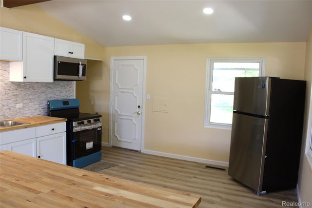 3414 Clement Street, Flint, MI 48504
