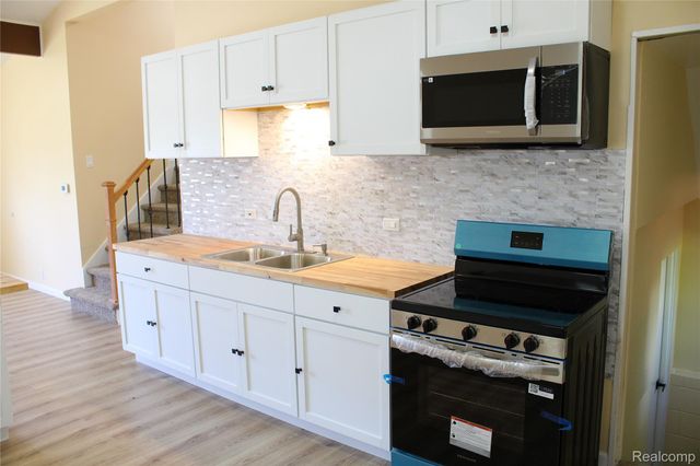 3414 Clement Street, Flint, MI 48504
