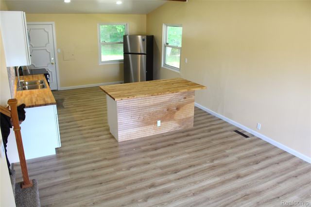 3414 Clement Street, Flint, MI 48504