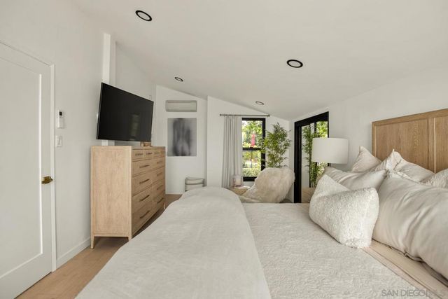 2568 Bonita Way, Laguna Beach, CA 92651