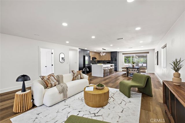 737 Paseo Place, Fullerton, CA 92835