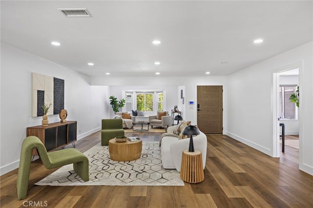 737 Paseo Place, Fullerton, CA 92835