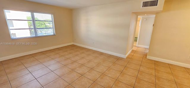 1851 NE 168th St C11, North Miami Beach, FL 33162