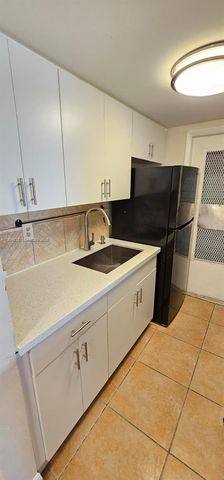 1851 NE 168th St C11, North Miami Beach, FL 33162