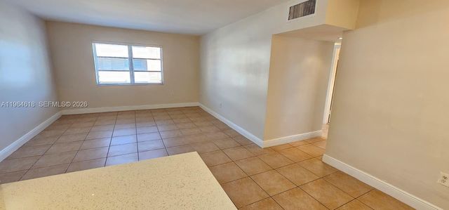 1851 NE 168th St C11, North Miami Beach, FL 33162