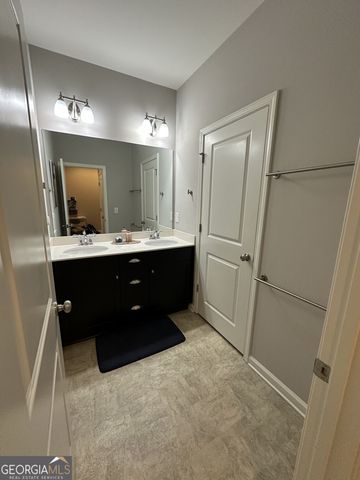 882 Westmoreland Circle NW, Atlanta, GA 30318