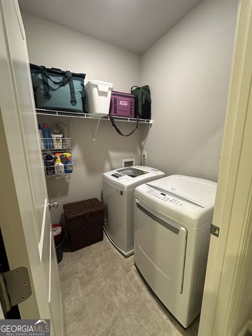 882 Westmoreland Circle NW, Atlanta, GA 30318