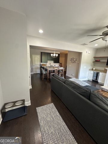 882 Westmoreland Circle NW, Atlanta, GA 30318