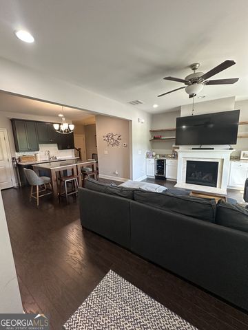 882 Westmoreland Circle NW, Atlanta, GA 30318