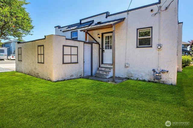 1633 3rd Street, Marysville, WA 98270
