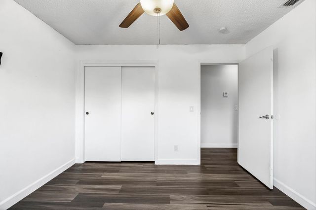 901 Valley Way, Madera, CA 93637