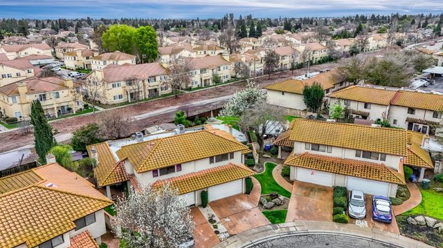 901 Valley Way, Madera, CA 93637