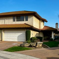 901 Valley Way, Madera, CA 93637