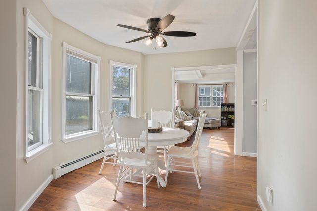 19 Lexington Ave, Auburn, MA 01501