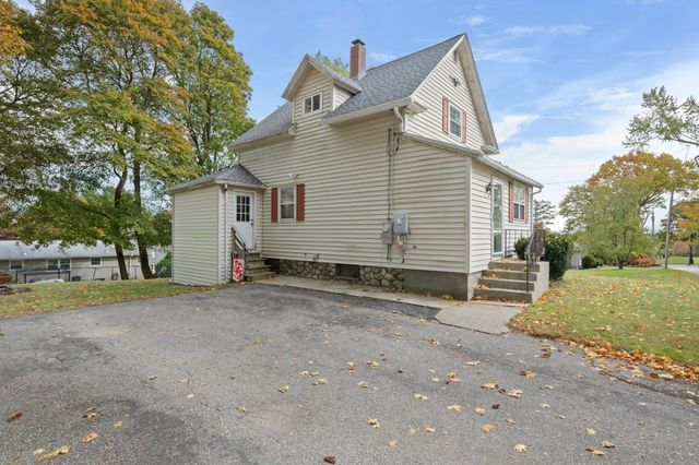 19 Lexington Ave, Auburn, MA 01501