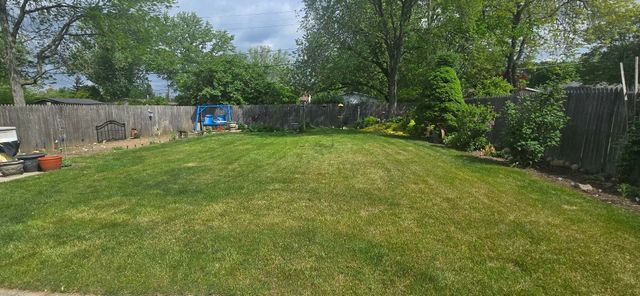 811 Thomas Street, Flushing, MI 48433