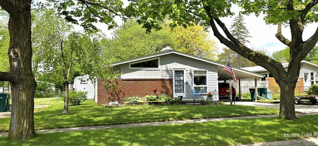 811 Thomas Street, Flushing, MI 48433