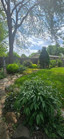 811 Thomas Street, Flushing, MI 48433