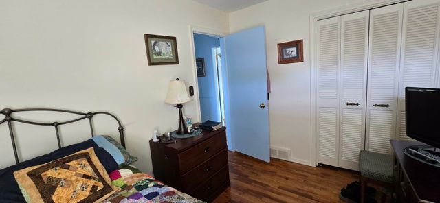 811 Thomas Street, Flushing, MI 48433