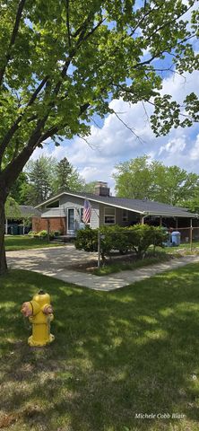 811 Thomas Street, Flushing, MI 48433