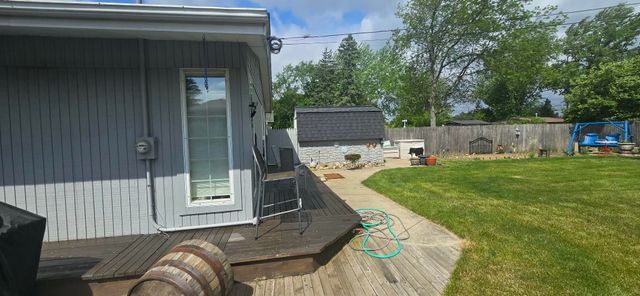811 Thomas Street, Flushing, MI 48433