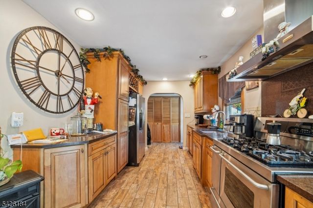 17 Stafford Rd, Parsippany-troy Hills Twp., NJ 07054