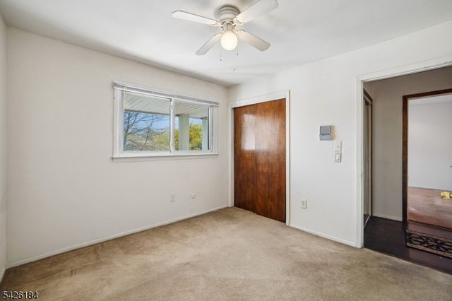17 Stafford Rd, Parsippany-troy Hills Twp., NJ 07054