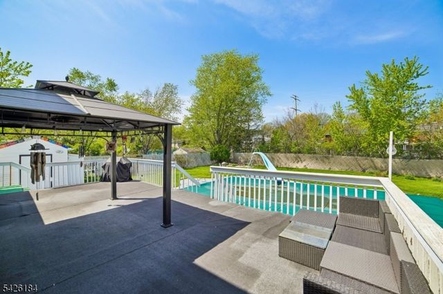 17 Stafford Rd, Parsippany-troy Hills Twp., NJ 07054