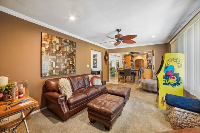 17 Stafford Rd, Parsippany-troy Hills Twp., NJ 07054
