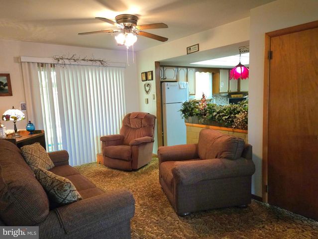 714 PORT CARBON SAINT CLAIR HIGHWAY HWY, Pottsville, PA 17901