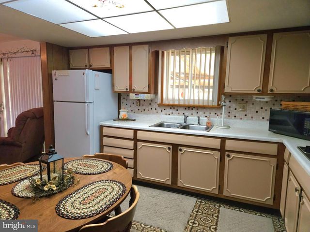 714 PORT CARBON SAINT CLAIR HIGHWAY HWY, Pottsville, PA 17901