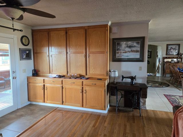 1471 Kaylor Road, Mountain Grove, MO 65711