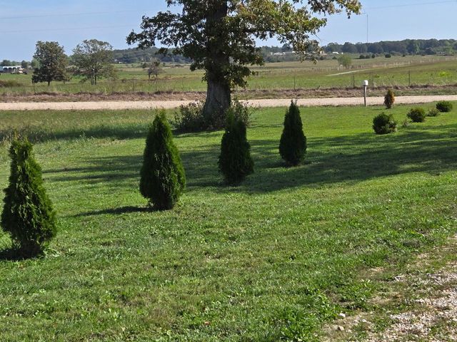 1471 Kaylor Road, Mountain Grove, MO 65711