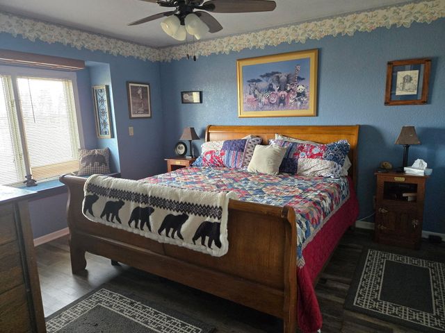 1471 Kaylor Road, Mountain Grove, MO 65711