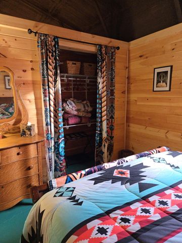 1471 Kaylor Road, Mountain Grove, MO 65711