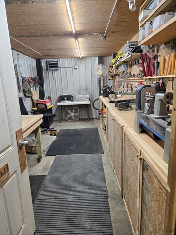 1471 Kaylor Road, Mountain Grove, MO 65711