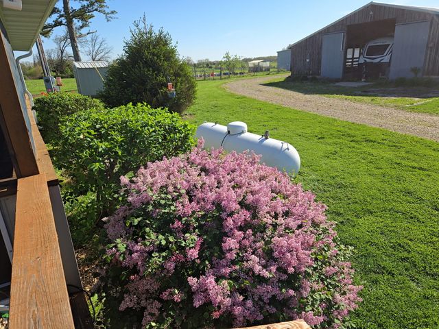 1471 Kaylor Road, Mountain Grove, MO 65711