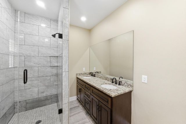 2247 Old Highway 20, Mcdade, TX 78650